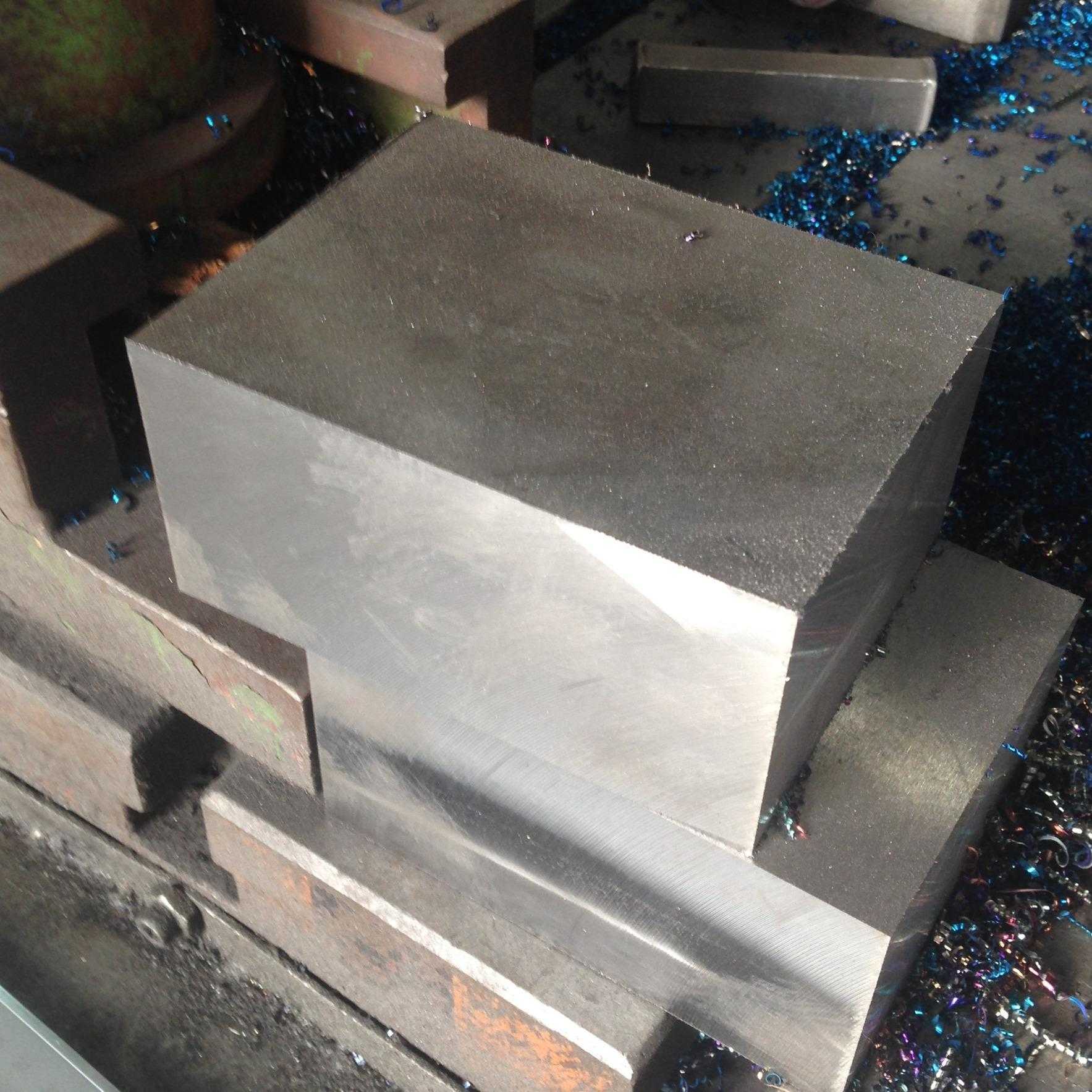 一勝百xw42模具是什么材料